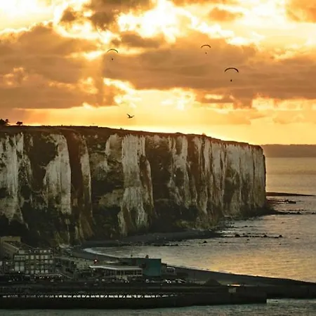 Apartment Le Coeur Valericain 2